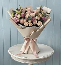 Букет цветов из:  Розы и Лизиантусы в Баргузине