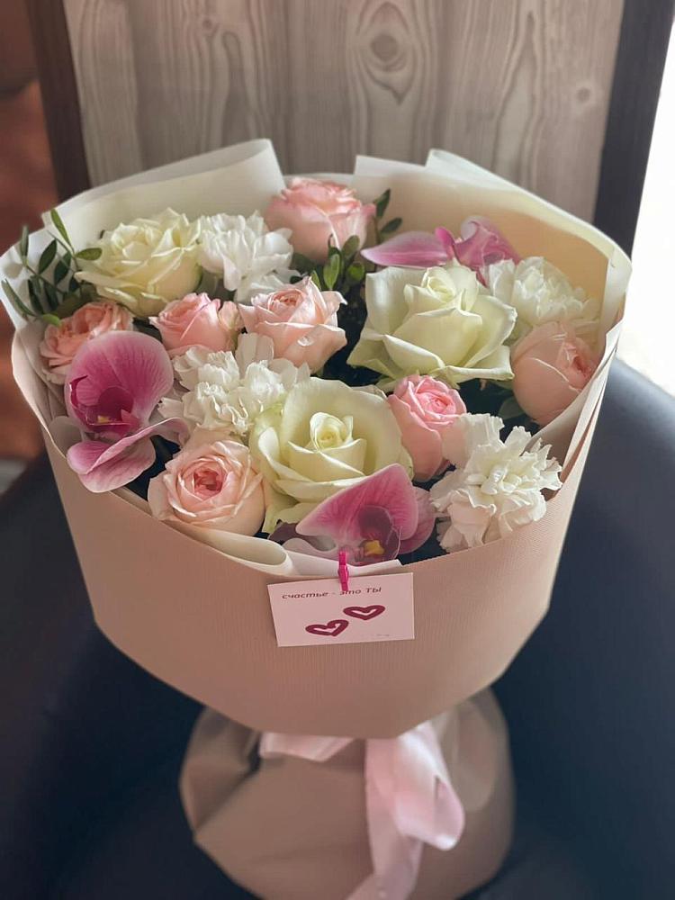 Букет цветов из: Орхидеи, Розы и Гвоздики в Баргузине