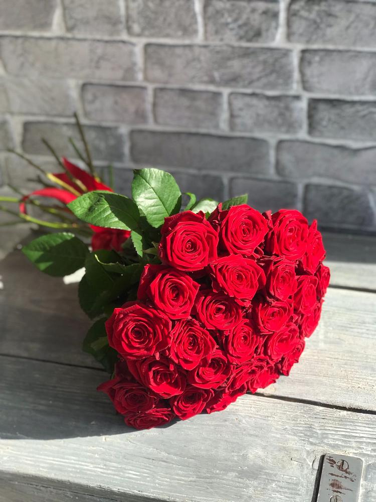 Букет Красные розы Фридом в Баргузине