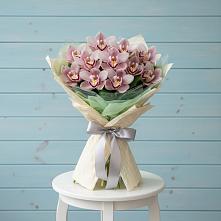 Букет цветов из:  Орхидеи и Розы в Баргузине