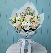 Букет цветов из:  Розы и Лизиантусы в Баргузине