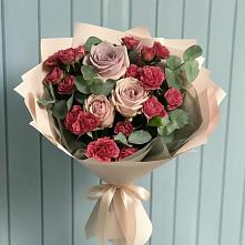 Букет цветов из:  Гвоздики и Розы в Баргузине