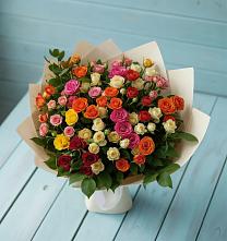 Букет Микс из разноцветных кустовых роз в Баргузине
