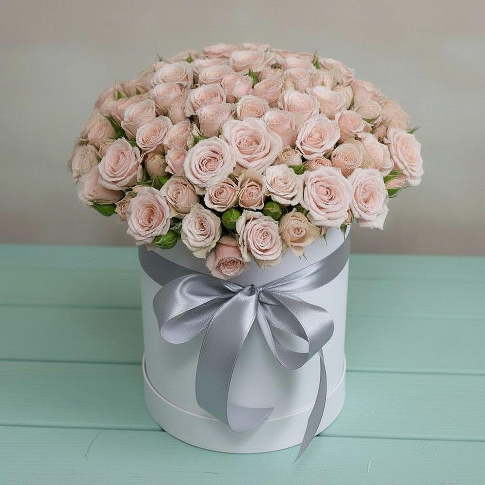 Цветочная композиция из Розы в шляпной коробке в Баргузине